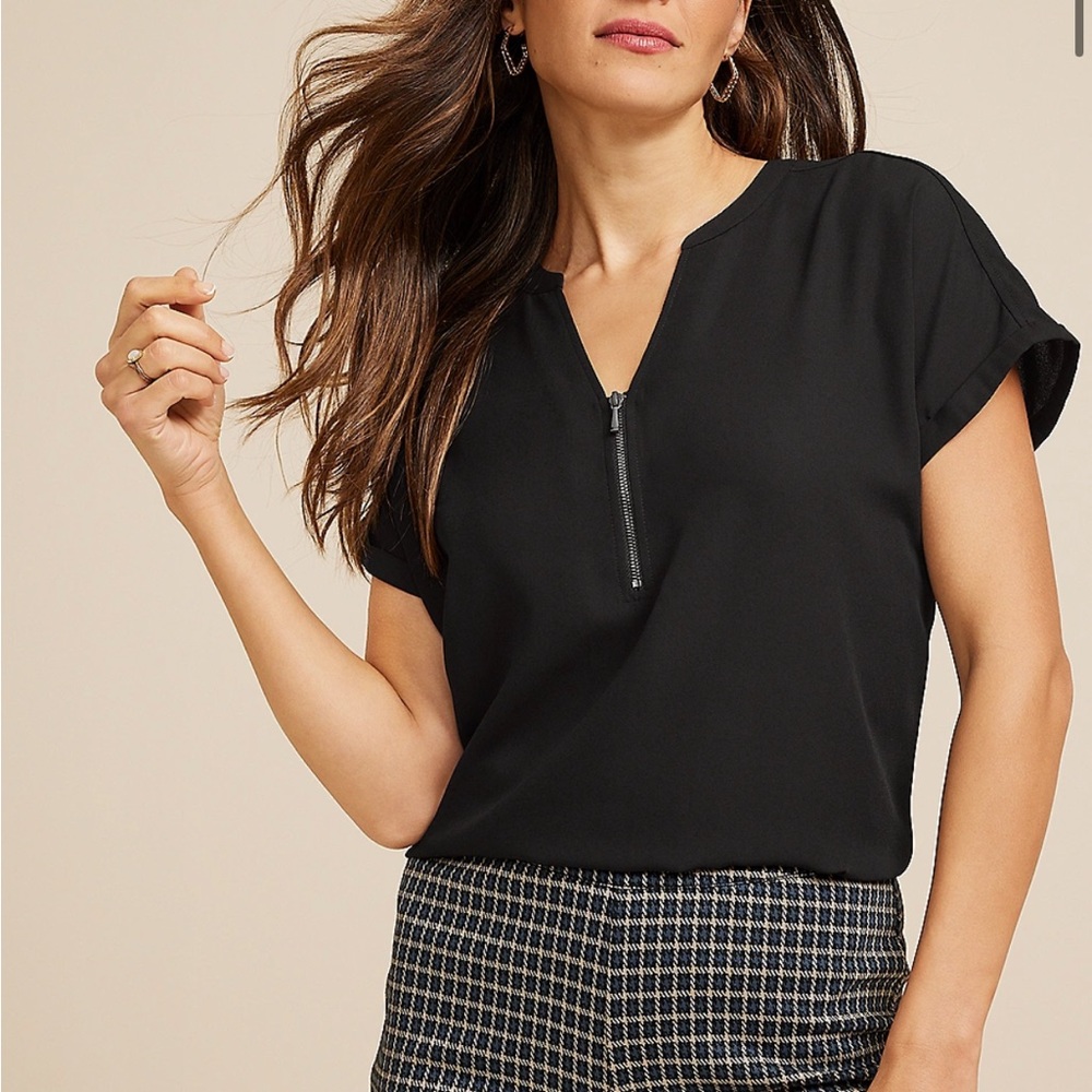 Geneva Solid Zipper Neck Blouse